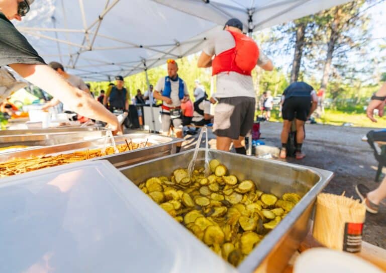 Soup, cucumbers, and kilometers—here’s how the aid stations work at the NUTS Ylläs Pallas 2026 race